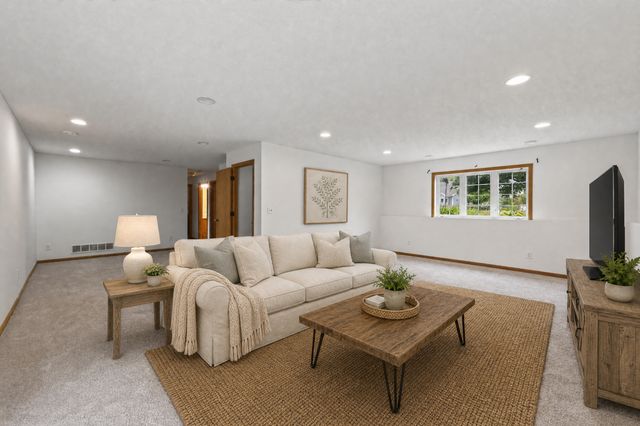 5040 Edinburgh Way, Big Lake, MN 55309