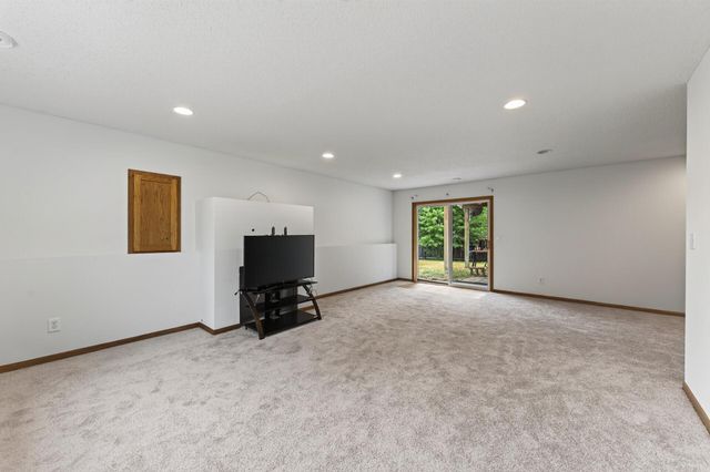 5040 Edinburgh Way, Big Lake, MN 55309