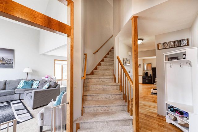 1029 Burnwyck Drive, Janesville, WI 53546