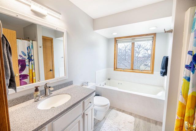 1029 Burnwyck Drive, Janesville, WI 53546