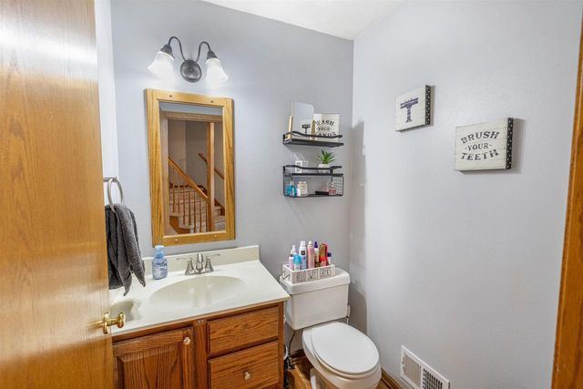 1029 Burnwyck Drive, Janesville, WI 53546