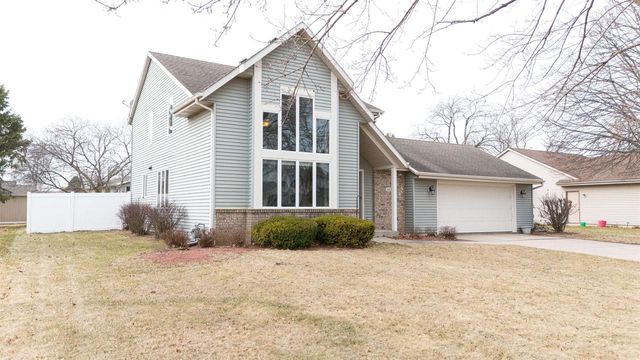 1029 Burnwyck Drive, Janesville, WI 53546