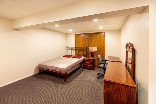 1029 Burnwyck Drive, Janesville, WI 53546