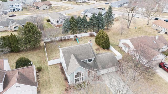 1029 Burnwyck Drive, Janesville, WI 53546