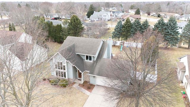 1029 Burnwyck Drive, Janesville, WI 53546