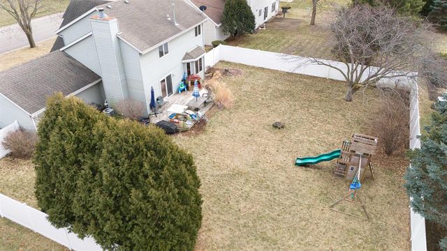 1029 Burnwyck Drive, Janesville, WI 53546