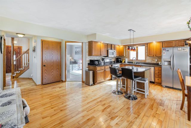 1029 Burnwyck Drive, Janesville, WI 53546