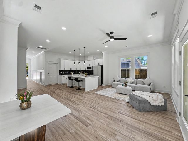 1903 Emden Street, North Charleston, SC 29406