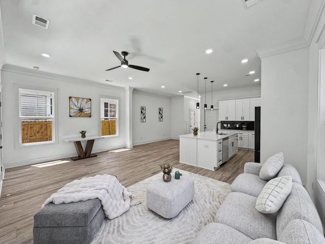 1903 Emden Street, North Charleston, SC 29406