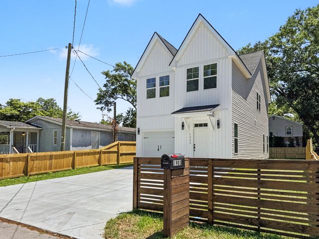 1903 Emden Street, North Charleston, SC 29406