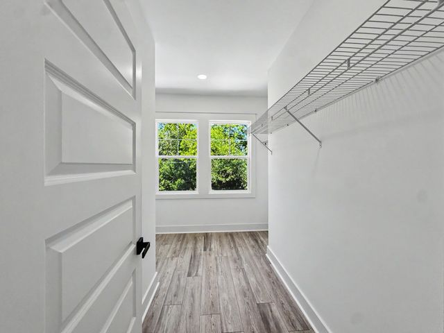 1903 Emden Street, North Charleston, SC 29406
