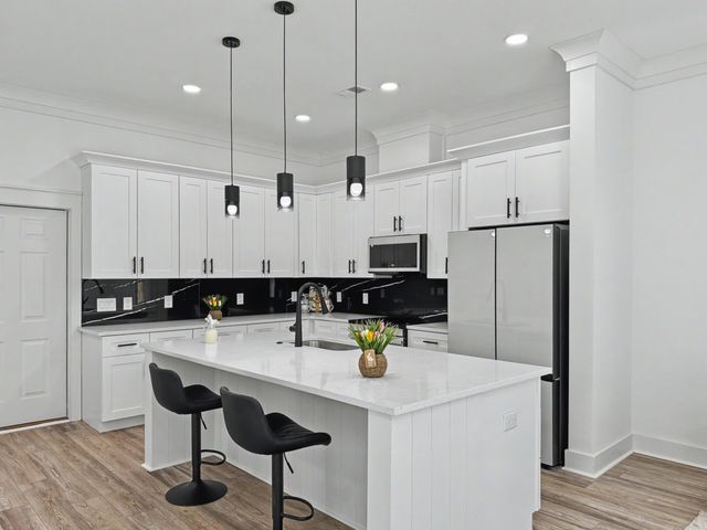 1903 Emden Street, North Charleston, SC 29406
