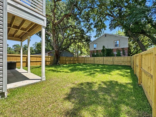 1903 Emden Street, North Charleston, SC 29406