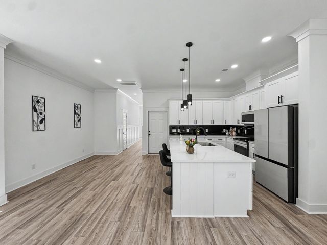 1903 Emden Street, North Charleston, SC 29406