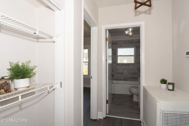 602 Mcginley St, Maryville, TN 37804