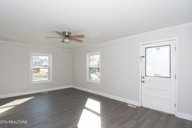 602 Mcginley St, Maryville, TN 37804