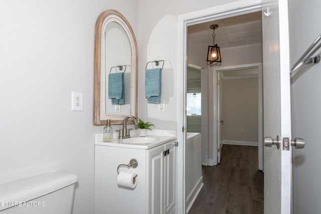 602 Mcginley St, Maryville, TN 37804