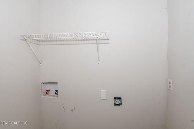 602 Mcginley St, Maryville, TN 37804