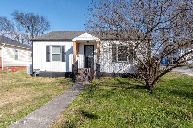 602 Mcginley St, Maryville, TN 37804