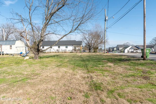 602 Mcginley St, Maryville, TN 37804