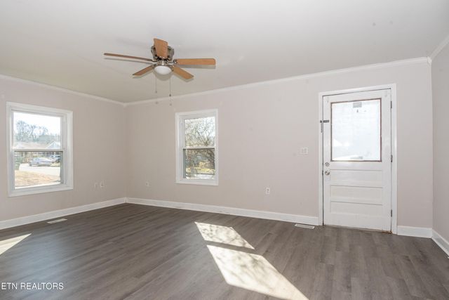 602 Mcginley St, Maryville, TN 37804