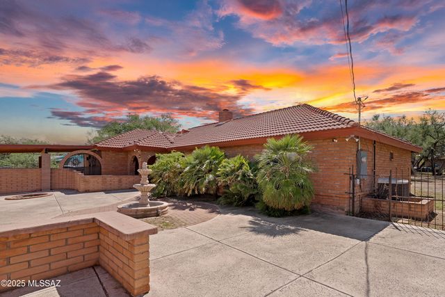 969 Circulo Golondrina, Rio Rico, AZ 85648