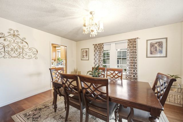 59 Prospect St, Gardner, MA 01440