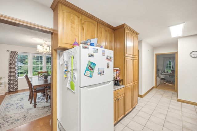 59 Prospect St, Gardner, MA 01440