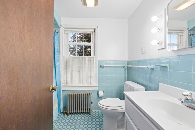 59 Prospect St, Gardner, MA 01440