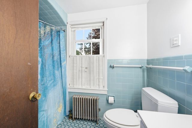 59 Prospect St, Gardner, MA 01440