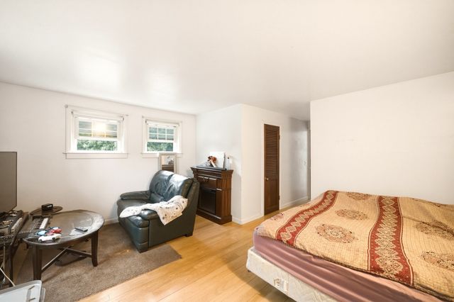59 Prospect St, Gardner, MA 01440