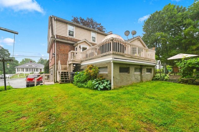 59 Prospect St, Gardner, MA 01440