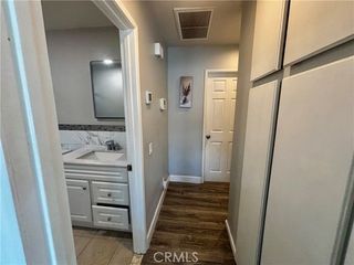 2910 Bradford Place, Santa Ana, CA 92707