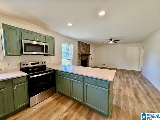 2811 32ND STREET, Northport, AL 35476