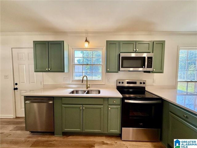 2811 32ND STREET, Northport, AL 35476