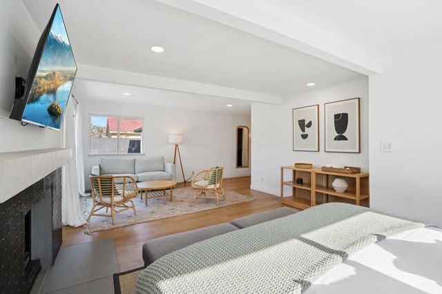 386 W Rosa Parks Road, Palm Springs, CA 92262