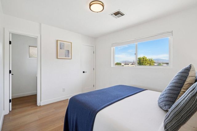 386 W Rosa Parks Road, Palm Springs, CA 92262