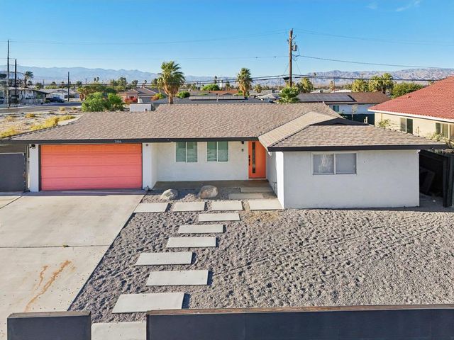 386 W Rosa Parks Road, Palm Springs, CA 92262