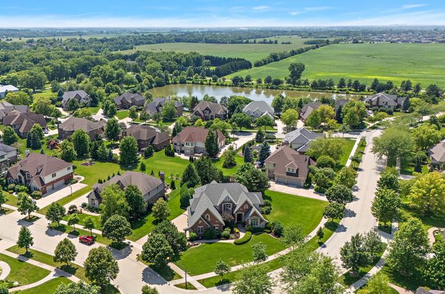 22602 Granite Drive, Frankfort, IL 60423