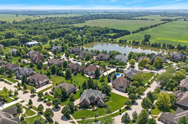 22602 Granite Drive, Frankfort, IL 60423
