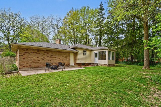 1942 Woodcliff Avenue Se, City Of Grand Rapids, MI 49506