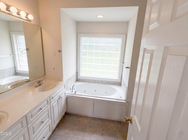 2172 Elliott Street, Oxford, NC 27565