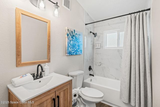 931 S Orlando Avenue, Cocoa Beach, FL 32931