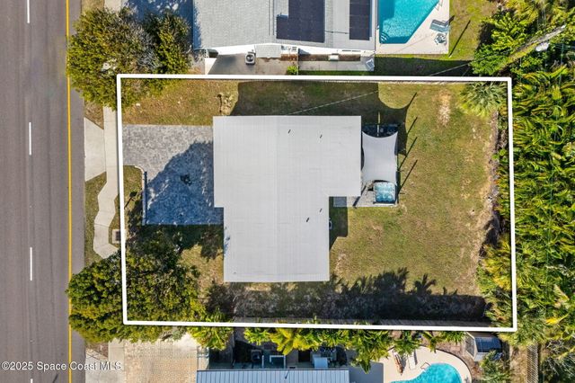 931 S Orlando Avenue, Cocoa Beach, FL 32931