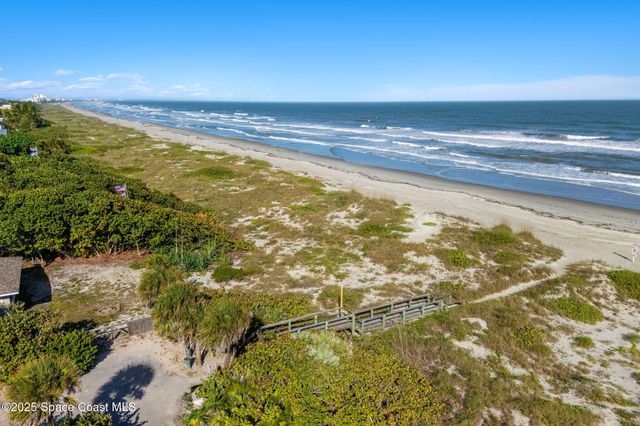 931 S Orlando Avenue, Cocoa Beach, FL 32931