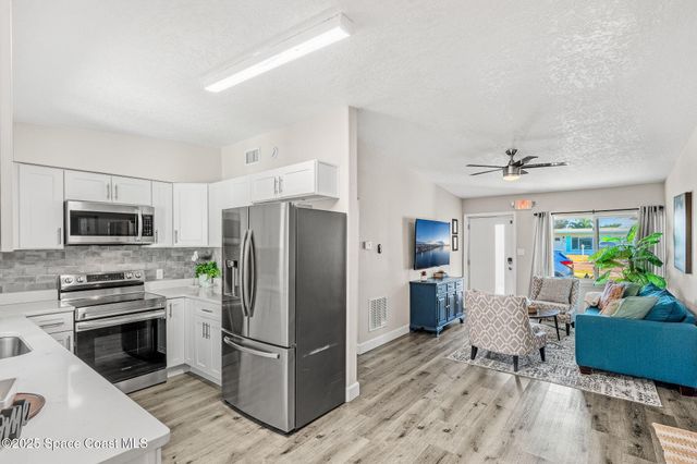 931 S Orlando Avenue, Cocoa Beach, FL 32931