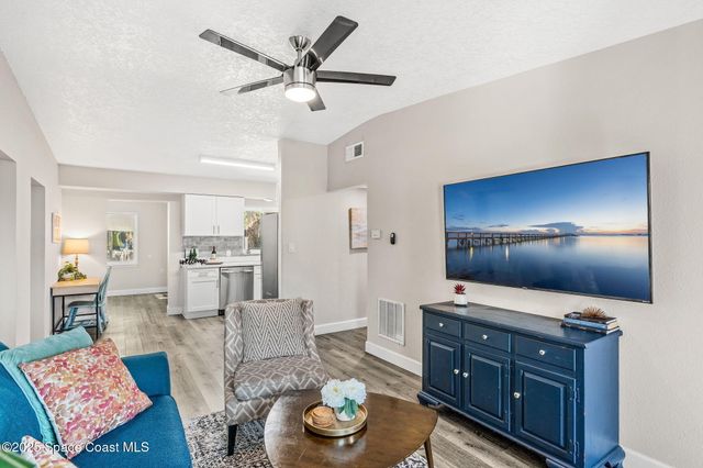 931 S Orlando Avenue, Cocoa Beach, FL 32931