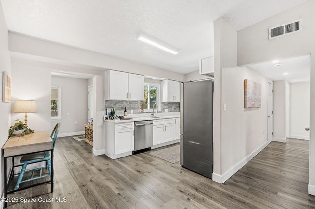 931 S Orlando Avenue, Cocoa Beach, FL 32931