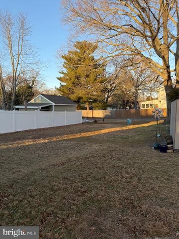 23 W WILMONT AVE, Somers Point, NJ 08244