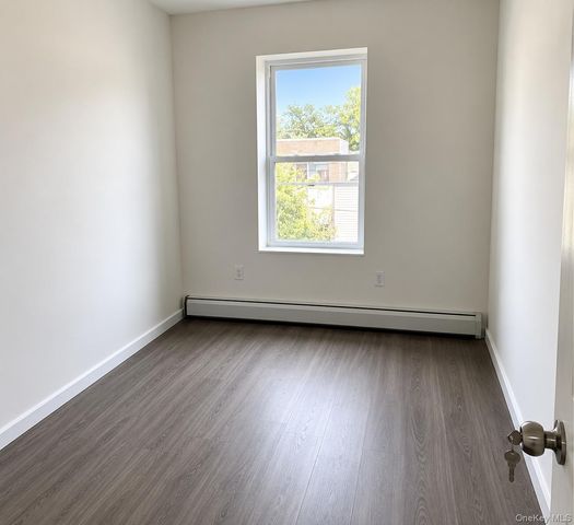 945 Liberty Avenue, Brooklyn, NY 11208